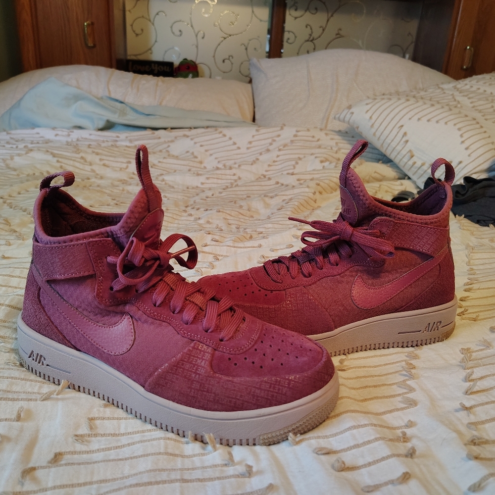 Nike Air Force 1 Mids